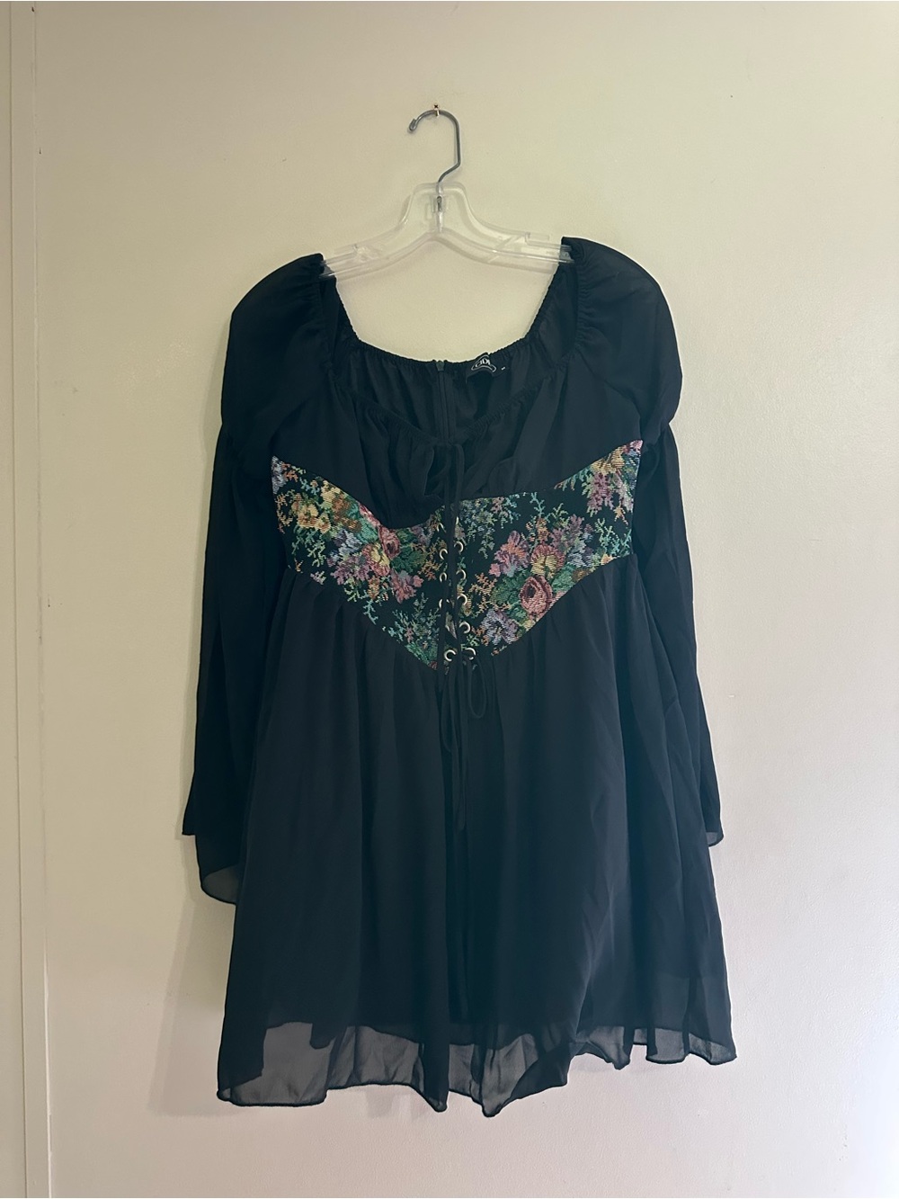 Cider Black Off-Shoulder Peasant Top
